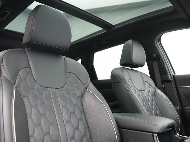 KIA SORENTO 1.6 T-GDI 4WD ExecutiveLine PHEV 265pk Dealer O.H | Trekhaak Afn. | Panodak | Head Up | Adaptive Cruise | 360 Camera | Bose Audio | Lederen Sportstoelen Memory & Ventilatie | Stoelen & Stuur Verwarmd | Blis | Keyless | Apple Carplay | Plug In Hybrid |