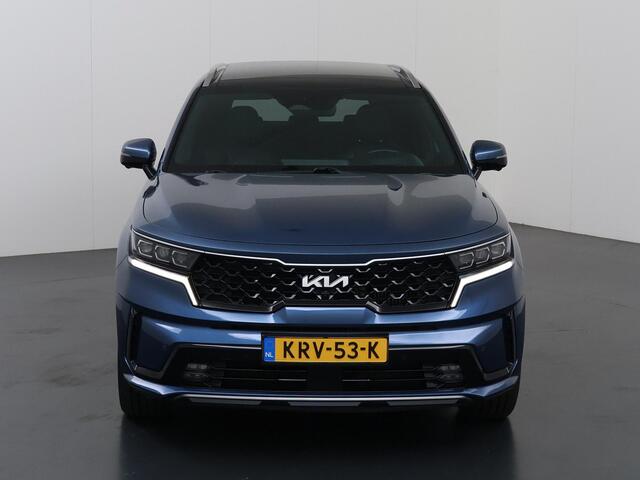 KIA SORENTO 1.6 T-GDI Plug-in Hybrid 4WD ExecutiveLine 7p. | Panoramadak | Luxe Lederen bekleding | Ele.verstelbare stoelen + Geheugen | Navigatie | 360 Camera | DAB | Apple CarPlay/Android Auto | Stoelverwarming/Koeling | Stuurverwarming | Adaptieve Cruise Control | Ele.kofferdeksel |