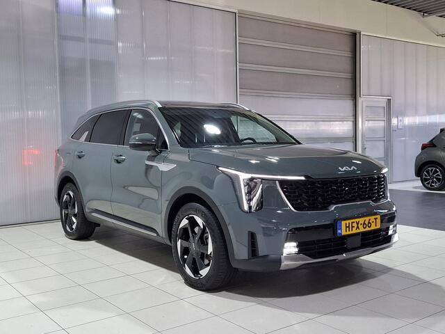 KIA SORENTO 1.6 T-GDi Plug-in Hybrid 4WD DynamicPlusLine 7p NL Auto, Schuif kantel dak, Stoel en Stuur verwarming, Apple Carplay/Android Auto, Navigatie, Camera. 10 jaar garantie.