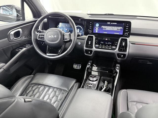 KIA SORENTO 1.6 T-GDI Plug-in Hybrid 4WD ExecutiveLine 7p. | Panoramaschuifdak | 360 Camera | Stoelventilatie | Head-up display | Keyless | Dodehoekcamera | Bose Premium Sound |