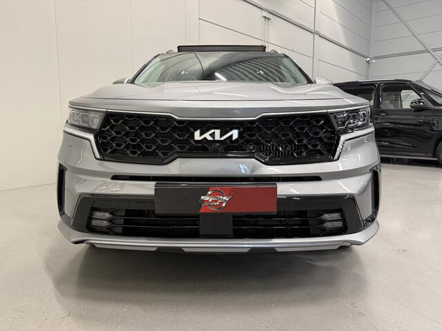 KIA SORENTO 1.6 T-GDI Plug-in Hybrid 4WD ExecutiveLine 46DKM/PANO/VOL-LEER/360CAMERA/BOSE/LED/ACC/DRIVE MODE/VIRTUAL/SFEER/KEYLESS/NIVEAUREGELING/19"/PRIVACY/STAHLGRAU-METALLIC/NET OH BEURT GEHAD BIJ KIA DEALER/FABRIEKS-GARANTIE T/M 2030