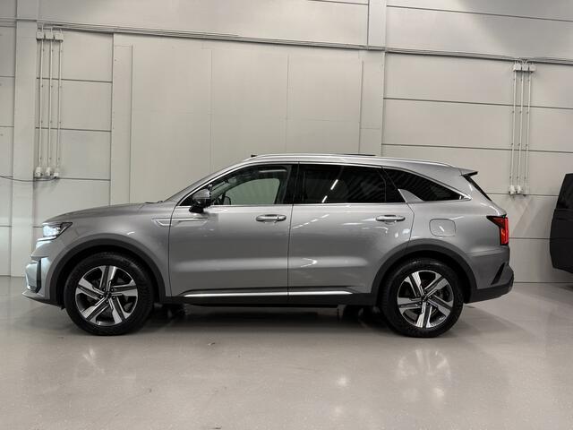 KIA SORENTO 1.6 T-GDI Plug-in Hybrid 4WD ExecutiveLine 46DKM/PANO/VOL-LEER/360CAMERA/BOSE/LED/ACC/DRIVE MODE/VIRTUAL/SFEER/KEYLESS/NIVEAUREGELING/19"/PRIVACY/STAHLGRAU-METALLIC/NET OH BEURT GEHAD BIJ KIA DEALER/FABRIEKS-GARANTIE T/M 2030