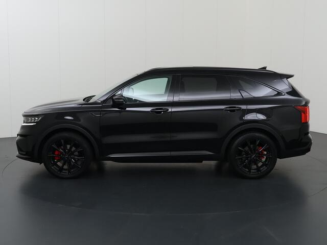 KIA SORENTO 1.6 T-GDI Plug-in Hybrid 4WD ExecutiveLine 7p. | Black Pack | Trekhaak Afneembaar | Panoramaschuifdak | 360 Camera | Stoelventilatie | Head-up display | Keyless | Dodehoekcamera | Bose Premium Sound |