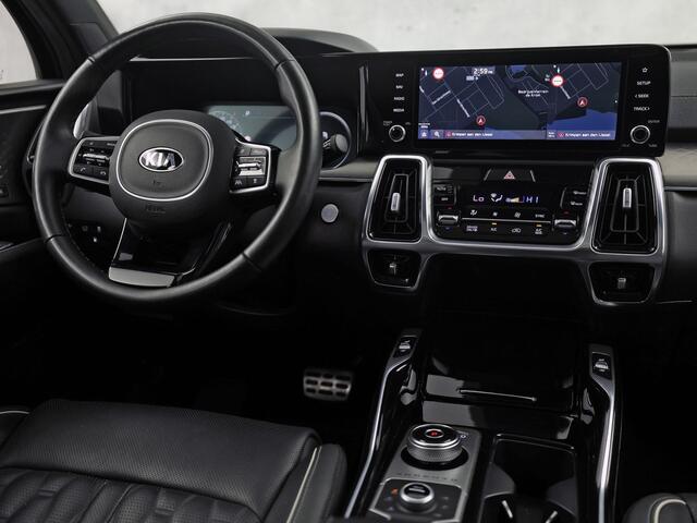 KIA SORENTO 1.6 T-GDI Plug-in Hybrid 4WD ExecutiveLine 7 Persoons Automaat 265Pk (PANORAMADAK, SOH, 95,5%, GROOT NAVI, APPLE CARPLAY, 360 CAMERA, STOELKOELING, MEMORY SEAT, LEDER, BOSE, NIEUWE APK)