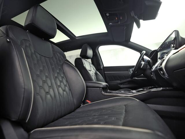 KIA SORENTO 1.6 T-GDI Plug-in Hybrid 4WD ExecutiveLine 7 Persoons Automaat 265Pk (PANORAMADAK, SOH, 95,5%, GROOT NAVI, APPLE CARPLAY, 360 CAMERA, STOELKOELING, MEMORY SEAT, LEDER, BOSE, NIEUWE APK)