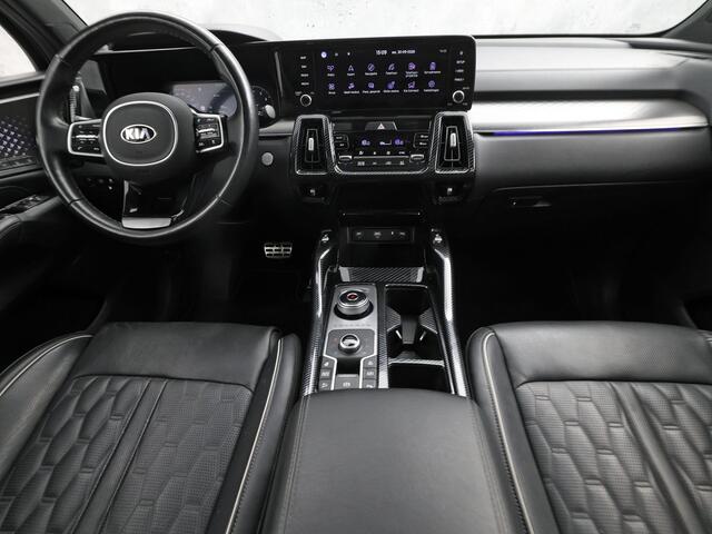 KIA SORENTO 1.6 T-GDI Plug-in Hybrid 4WD Executive 7 Persoons 230Pk Automaat (PANORAMADAK, SOH 96,3%, APPLE CARPLAY, LEDER, STOELKOELING/VERWARMING, MEMORY SEATS, 360 CAMERA, HEAD-UP DISPLAY, ADAPTIVE CRUISE, NIEUWSTAAT) – foto 6