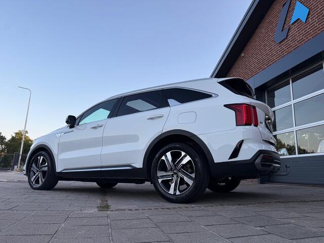 KIA SORENTO 1.6 T-GDI 265PK Plug-in Hybrid 4WD ExecutiveLine 7-Persoons 10 jaar garantie | Panorama | Memory | Bose | ACC | Afn. Trekhaak – foto 10