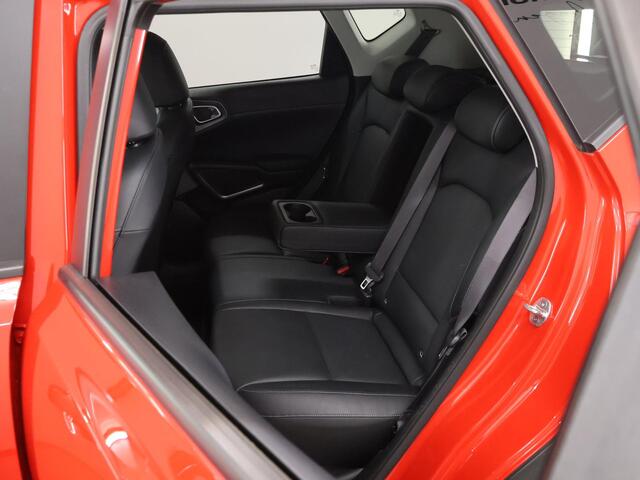 KIA SOUL e-Soul ExecutiveLine 64 kWh | Harman/Kardon Audio | Head Up display | Adaptieve Cruise Control | Stoelverwarming | Navigatie | Achteruitrijcamera | Apple Carplay