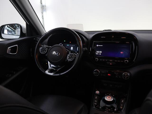 KIA SOUL e-Soul ExecutiveLine 64 kWh | Harman/Kardon Audio | Head Up display | Adaptieve Cruise Control | Stoelverwarming | Navigatie | Achteruitrijcamera | Apple Carplay