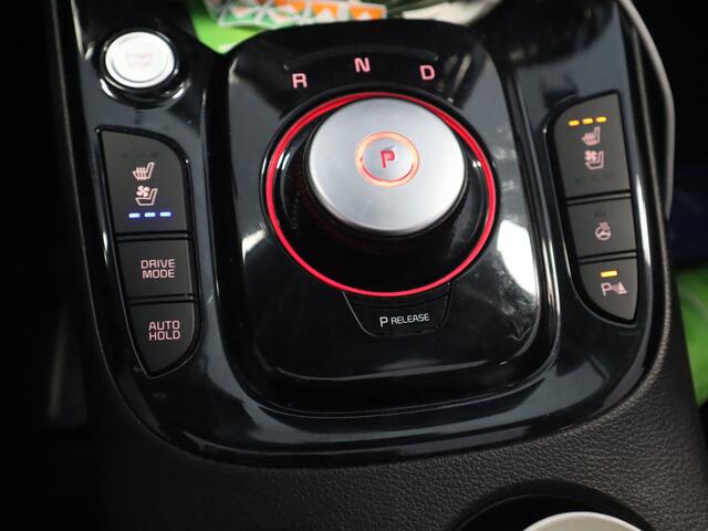 KIA SOUL e-Soul ExecutiveLine 64 kWh / Schuifdak / Stoelkoeling & Verwarming / H&K / Leder