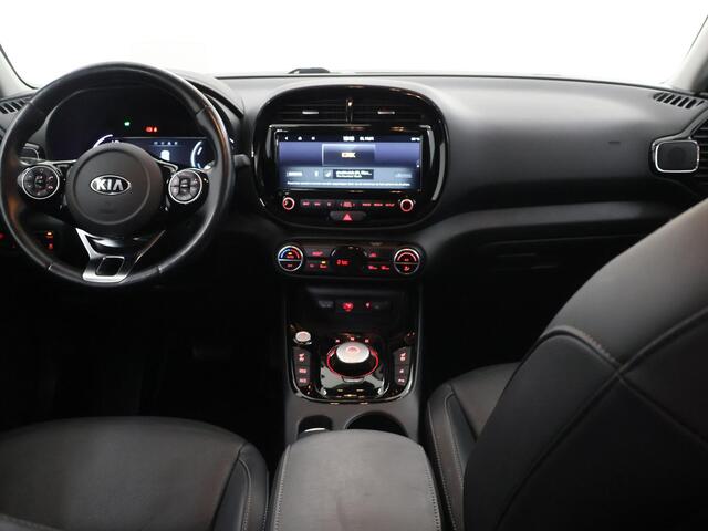 KIA SOUL e-Soul ExecutiveLine 64 kWh | Harman/Kardon Audio | Head Up display | Adaptieve Cruise Control | Stoelverwarming | Navigatie | Achteruitrijcamera | Apple Carplay