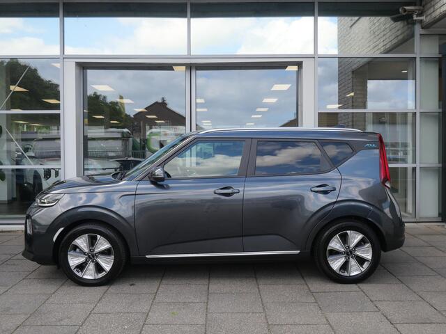 KIA SOUL e-Soul DynamicPlusLine 64 kWh | SOH 93,4% | Warmtepomp | Navigatie | Adaptief | Camera | Stoel/Stuurverwarming