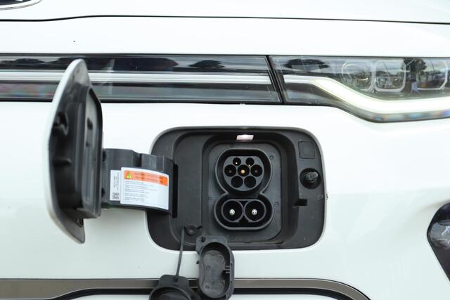 KIA SOUL E-SOUL EXECUTIVELINE 64KWH | CARPLAY | CAMERA | KEY-LESS | HARMAN/KARDON | HUD | LED | LEDER | ACC