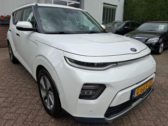 KIA SOUL e-Soul ExecutiveLine 64 kWh 9850.- EX BTW LEER/ADAPTIVE CRUISE 204PK