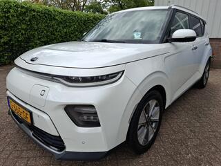 kia-soul-e-soul-executiveline-64-kw