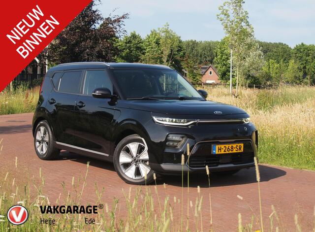 KIA SOUL e-Soul ExecutiveLine 64 kWh | Camera | Trekhaak | Harman Kardon | Head-Up Display | Apple Carplay |