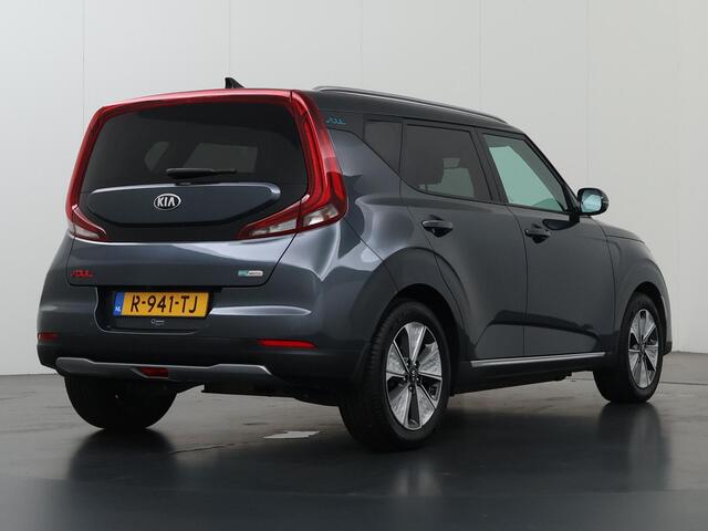 KIA SOUL e-Soul DynamicPlusLine 64 kWh | Harman / Kardon | Head-Up | Stoel/Stuurverwarming | Parkeercamera | Navigatie | Cruise Control Adaptief |