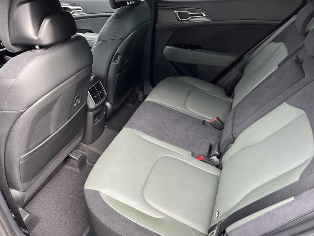 KIA SPORTAGE 1.6 T-GDi Hybrid Dark Edition ECC Cr.Control-Adapt. Navi+Camera+BT Stoel+Stuurverw. 18"LMV 7jr.Garantie