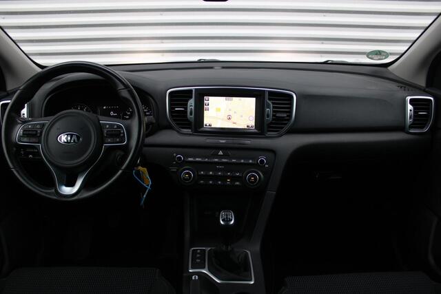 KIA SPORTAGE 1.6 GDI First Edition | 17" LM | Navi | Airco | Cruise | Camera | PDC | Trekhaak |