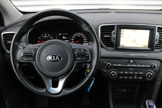 KIA SPORTAGE 1.6 GDI First Edition | 17" LM | Navi | Airco | Cruise | Camera | PDC | Trekhaak |
