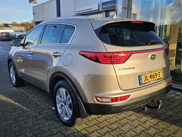 KIA SPORTAGE 1.6 GDI First Edition 1ste eigenaar | Zéér netjes! | Trekhaak | Cruise control | Camera | Navigatie | Lane assist | Led dagrijverlichting etc.