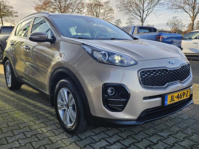 KIA SPORTAGE 1.6 GDI First Edition 1ste eigenaar | Zéér netjes! | Trekhaak | Cruise control | Camera | Navigatie | Lane assist | Led dagrijverlichting etc.
