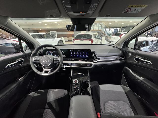 KIA SPORTAGE 1.6 T-GDi Plug-in Hybrid AWD DynamicLine VOORRAAD | Camera | Navigatie | 19'' Lichtmetalen velgen