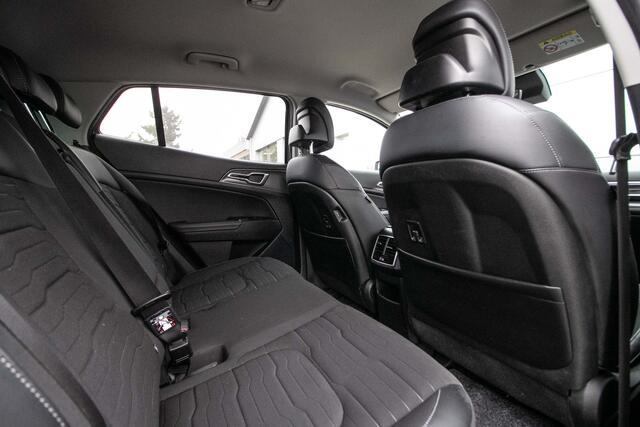 KIA SPORTAGE 1.6 T-GDi Plug-in Hybrid AWD DynamicLine All-in rijklaarprijs | Ad. cruise | Stoel+stuurverw | Cam | Nav