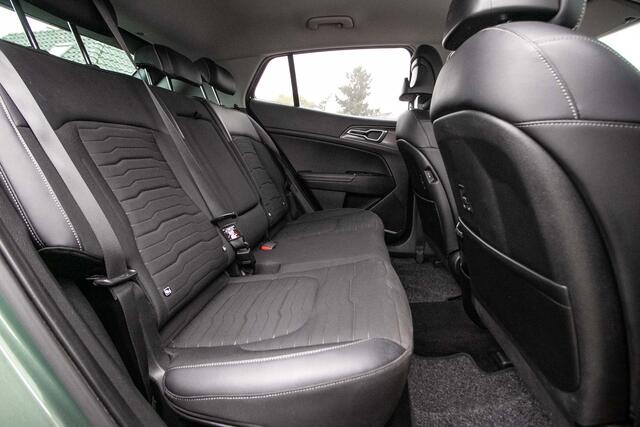 KIA SPORTAGE 1.6 T-GDi Plug-in Hybrid AWD DynamicLine All-in rijklaarprijs | Ad. cruise | Stoel+stuurverw | Cam | Nav