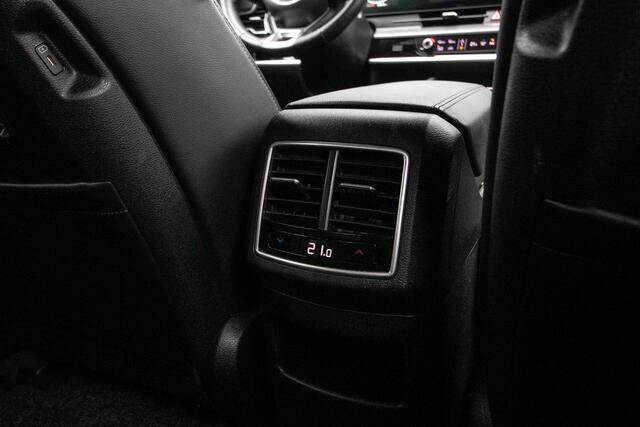 KIA SPORTAGE 1.6 T-GDi Plug-in Hybrid AWD DynamicLine All-in rijklaarprijs | Ad. cruise | Stoel+stuurverw | Cam | Nav