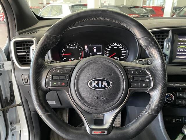 KIA SPORTAGE 1.6 T-GDI 4WD GT-Line First Edition Automaat | Trekhaak 1.600 kg trekgewicht: Ideale caravantrekker! | Achteruitrij camera | Cruise control | Keyless entry | Elektr. climate control |