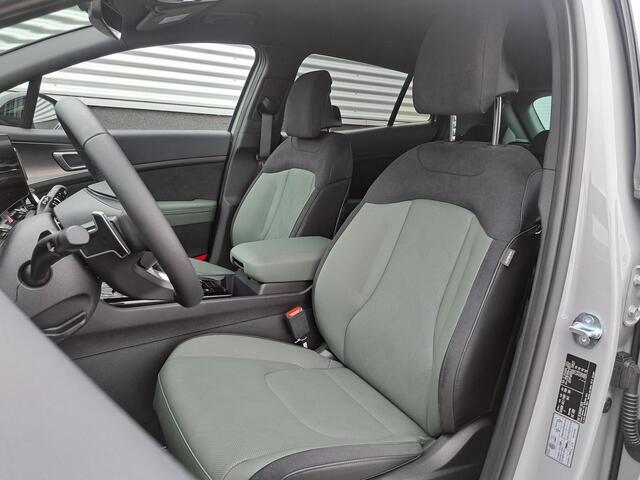 KIA SPORTAGE 1.6 T-GDi Hybrid Dark Edition KORTING! Ruim ¤3200 Voordeel, Nieuw uit voorraad leverbaar! Meerdere kleuren snel leverbaar