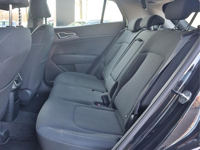 KIA SPORTAGE 1.6 T-GDi MHEV DynamicLine Navi+BT+DAB+Camera ECC-Airco PDC 17''LMV LED 10jr.Garantie