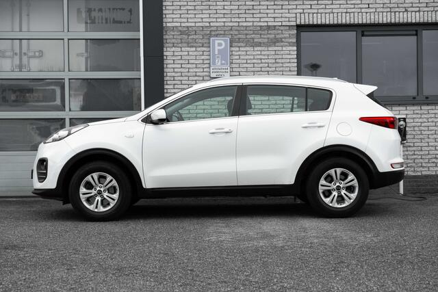 KIA SPORTAGE 1.6 GDI 132 PK Comfort Line Navigator | NAVI | camera achter | LM Velgen | Airco | Telefoonvoorbereiding | | incl. Bovag rijklaarpakket met 12 maanden garantie |