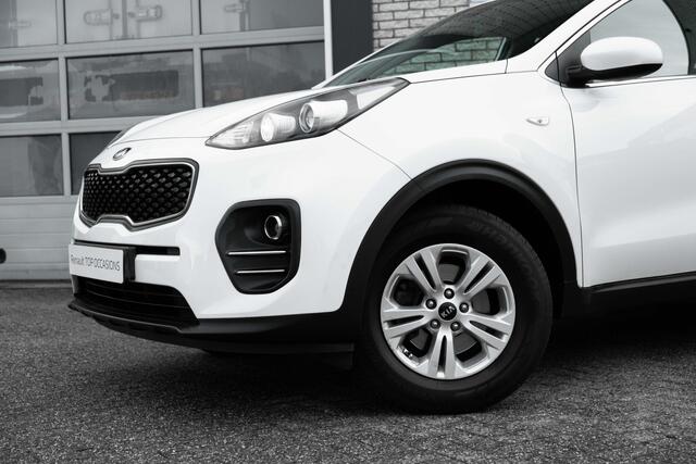 KIA SPORTAGE 1.6 GDI 132 PK Comfort Line Navigator | NAVI | camera achter | LM Velgen | Airco | Telefoonvoorbereiding | | incl. Bovag rijklaarpakket met 12 maanden garantie |