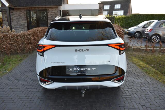 KIA SPORTAGE 1.6 T-GDi Plug-in Hybrid GT-Line Pano, Trekhaak NIEUWST.