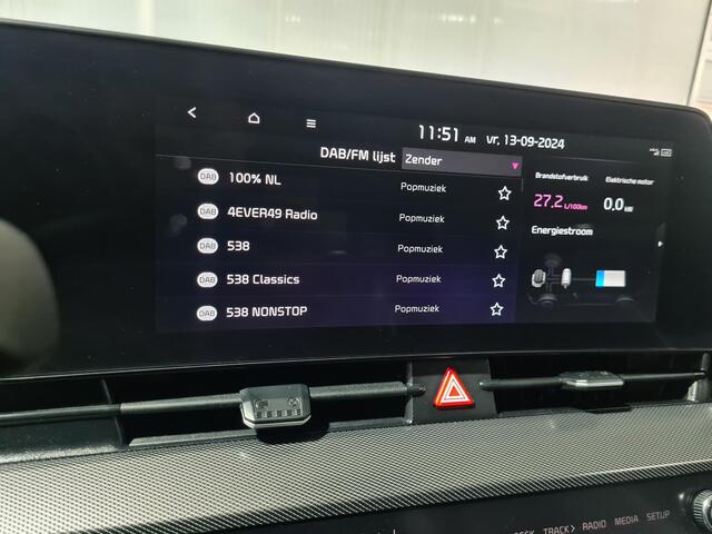 KIA SPORTAGE 1.6 T-GDi Hybrid GT-PlusLine Super complete uitvoering met zwart dak! | Elektr. Schuif/kantel dak | Stuur/Stoel ventilatie & verwarming | Harman Kardon Premium audio installatie | Elektr. stoelverstelling met geheugen | Elektr. Achterklep |