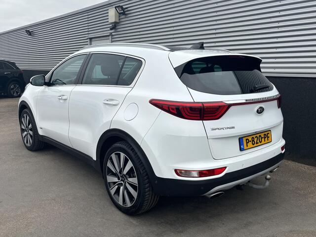 KIA SPORTAGE 1.6 T-GDI 4WD GT-Line Automaat, Schuif/kanteldak, Trekhaak, Lederen bekleding, Navigatie, Stoel- & Stuurwielverwarming, LMV, Dodehoekdetectie, JBL,