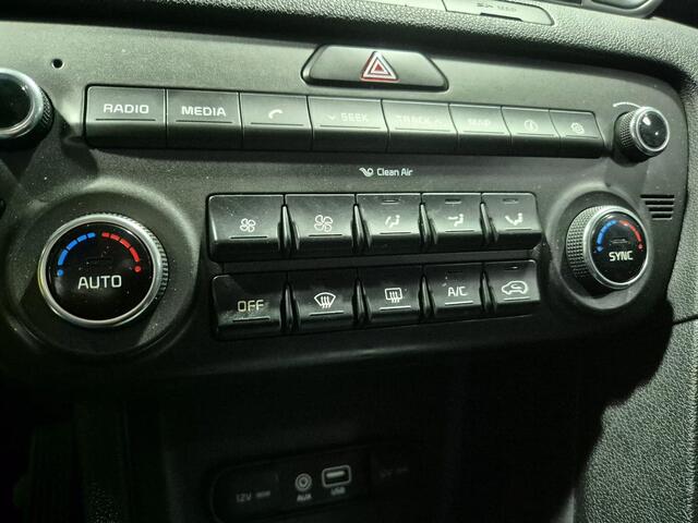 KIA SPORTAGE 1.6 GDI DynamicLine , Trekhaak, Navigatie, achteruitrijcamera.