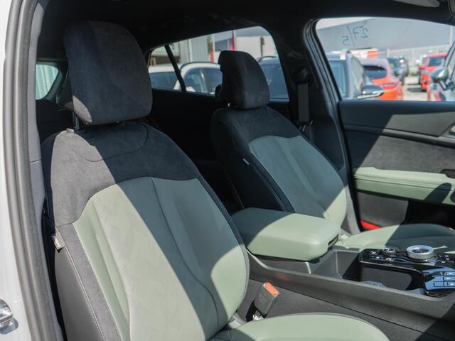 KIA SPORTAGE 1.6 T-GDi Plug-in Hybrid AWD Dark Edition