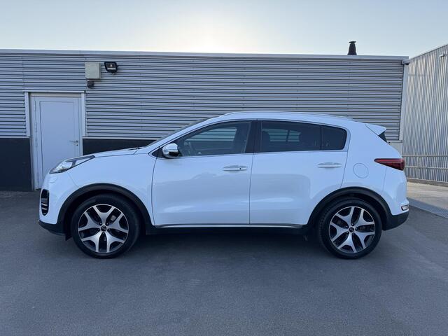 KIA SPORTAGE 1.6 T-GDI 4WD GT-Line PlusLine Schuif/kanteldak, Automaat, Trekhaak, Stoelverwarming + Stoelkoeling, Stuurwielverwarming, Dodehoekdetectie, Lederen bekleding, Parkeersensoren voor + achter, Complete historie