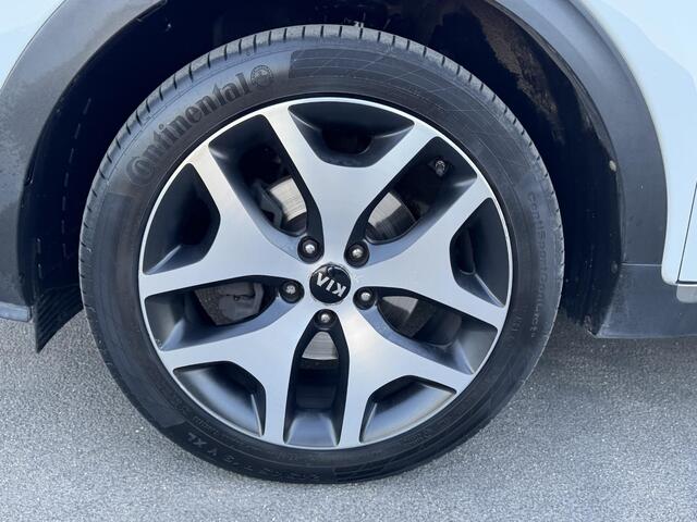KIA SPORTAGE 1.6 T-GDI 4WD GT-Line PlusLine Schuif/kanteldak, Automaat, Trekhaak, Stoelverwarming + Stoelkoeling, Stuurwielverwarming, Dodehoekdetectie, Lederen bekleding, Parkeersensoren voor + achter, Complete historie