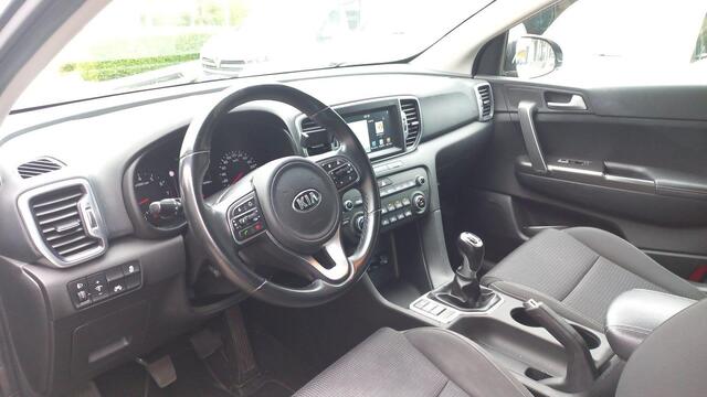 KIA SPORTAGE 1.6 GDI DynamicLine | Navigatie | Camera | Trekhaak