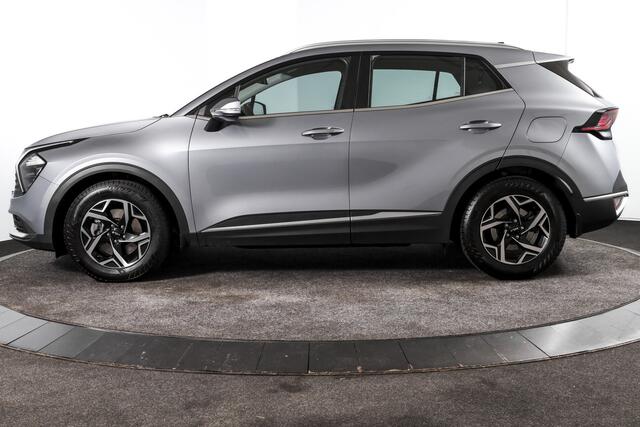 KIA SPORTAGE 1.6 T-GDi MHEV 160 PK DynamicLine - Automaat | Dig. Cockpit | Adapt. Cruise | Stuur-+Stuurverw. | PDC | Camera | NAV + App. Connect | ECC | LM 17" | 2832