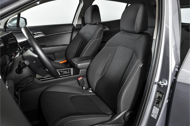 KIA SPORTAGE 1.6 T-GDi MHEV 160 PK DynamicLine - Automaat | Dig. Cockpit | Adapt. Cruise | Stuur-+Stuurverw. | PDC | Camera | NAV + App. Connect | ECC | LM 17" | 2832