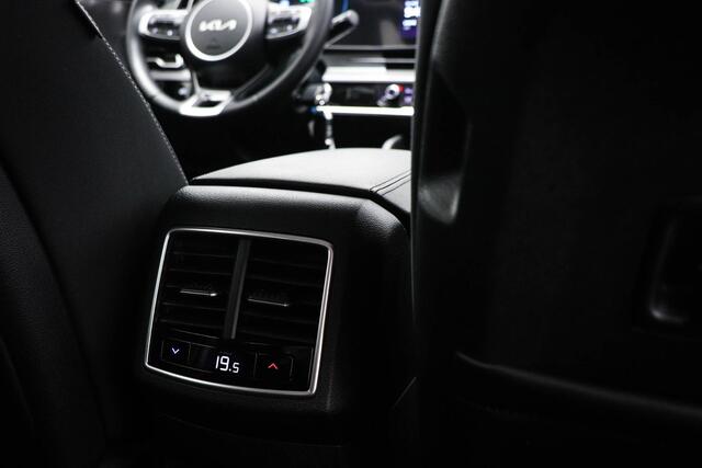 KIA SPORTAGE 1.6 T-GDi Plug-in Hybrid AWD DynamicLine | LED | STUURVERWARMING | DAB | APPLE | CAMERA | TREKHAAK