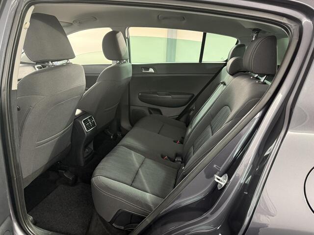 KIA SPORTAGE 1.6 GDI ComfortLine / Navigatie / Climate Control / Voll. dealer historie