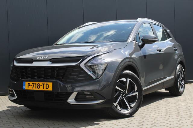 KIA SPORTAGE 1.6 T-GDi MHEV DynamicLine| Incl. 12 maanden garantie | Trekhaak | Achteruitrij camera | Apple carplay/Android auto | Cruise control | Airco | Parkeersensoren voor/achter | Navigatie | Lichtmetalen velgen | DAB