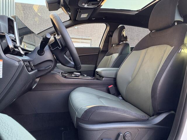 KIA SPORTAGE 1.6 T-GDi HEV Dark Edition | 19'' | Panodak | Stoel & Stuur verw. | Prijs Rijklaar!!