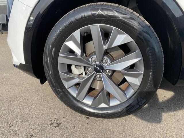 KIA SPORTAGE 1.6 T-GDi Hybrid GT-Line Schuif-/kantel dak, Stoel- & stuurwielverwarming, Dodehoekdetectie, Parkeersensoren voor + achter, Leder/alcantara, LED